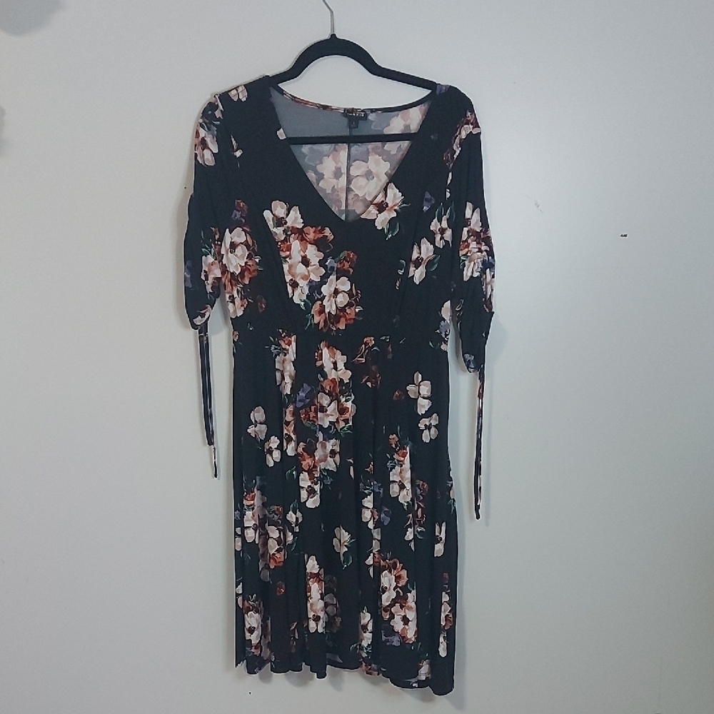 Torrid Black Floral Studio Knit Drawstring Sleeve Dress Size 1